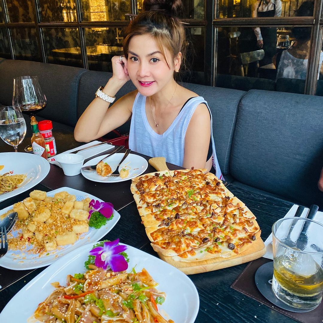 อั้ม นันทิยา