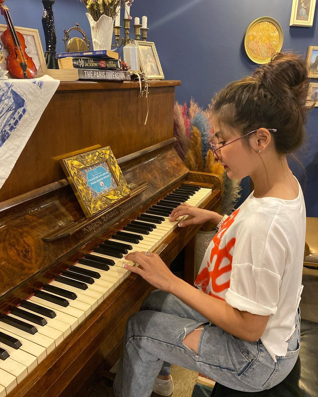 อั้ม นันทิยา