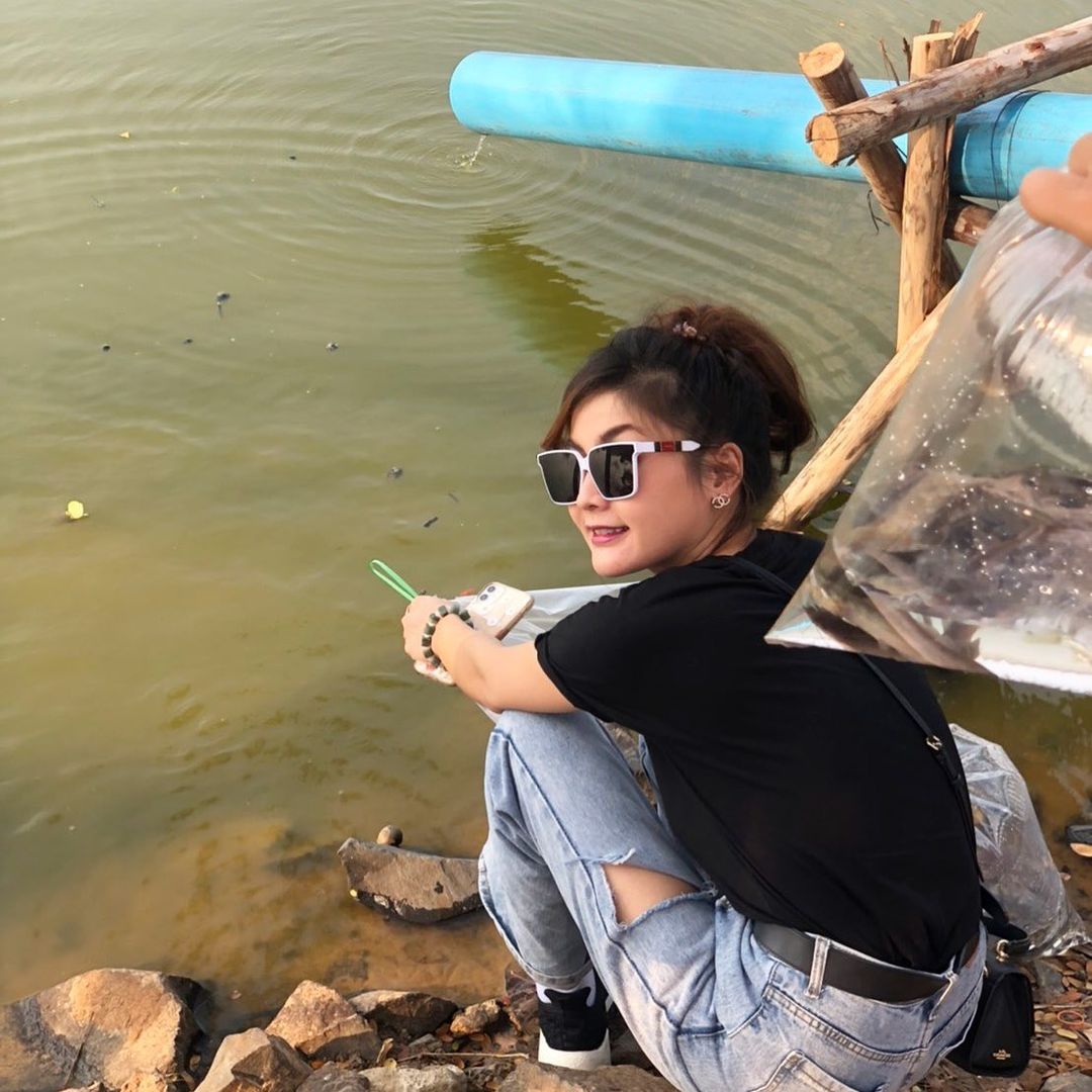 อั้ม นันทิยา