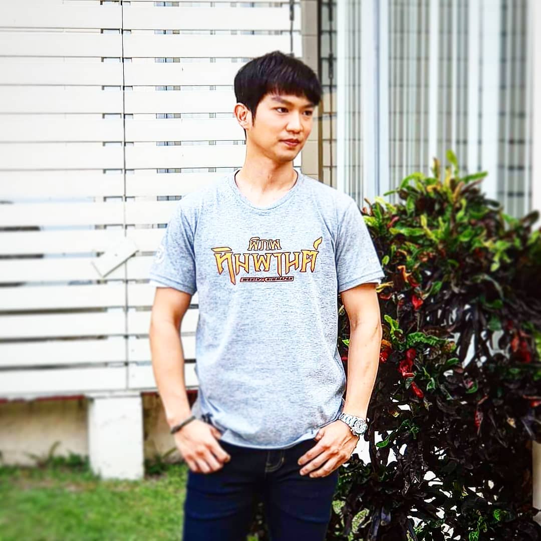 ท็อป ณฐกร