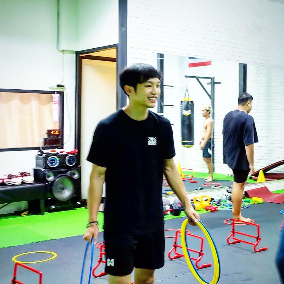 ท็อป ณฐกร