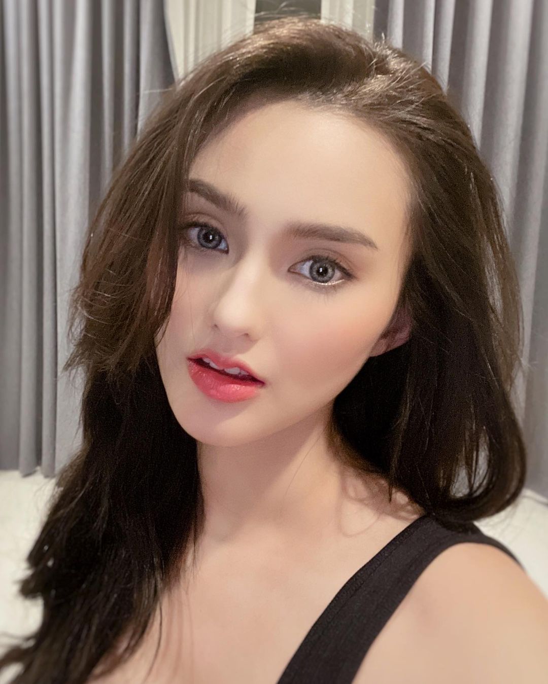นาย ชนุชตรา