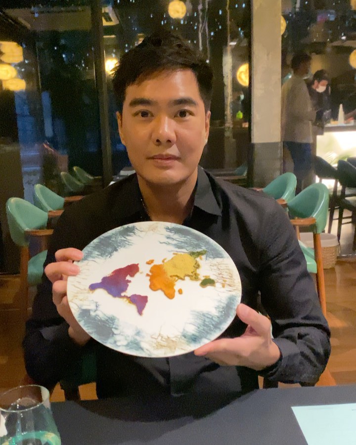 เคลลี่ ธนะพัฒน์