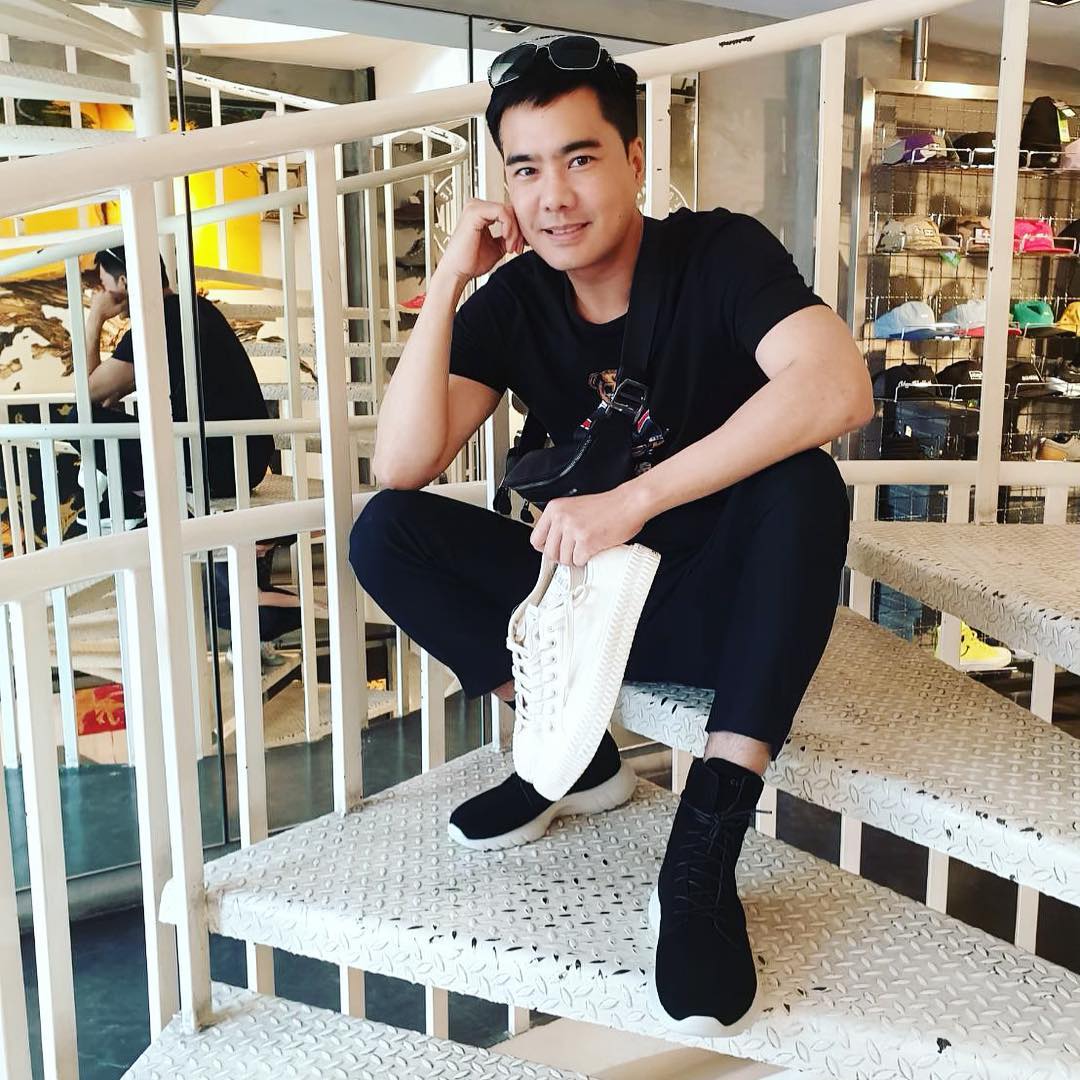 เคลลี่ ธนะพัฒน์