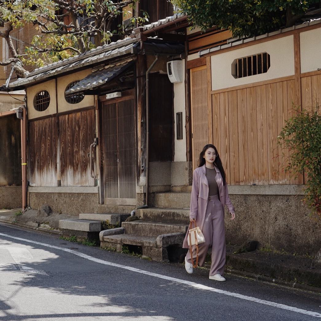 จีจี้ เน็ตไอดอลลาว