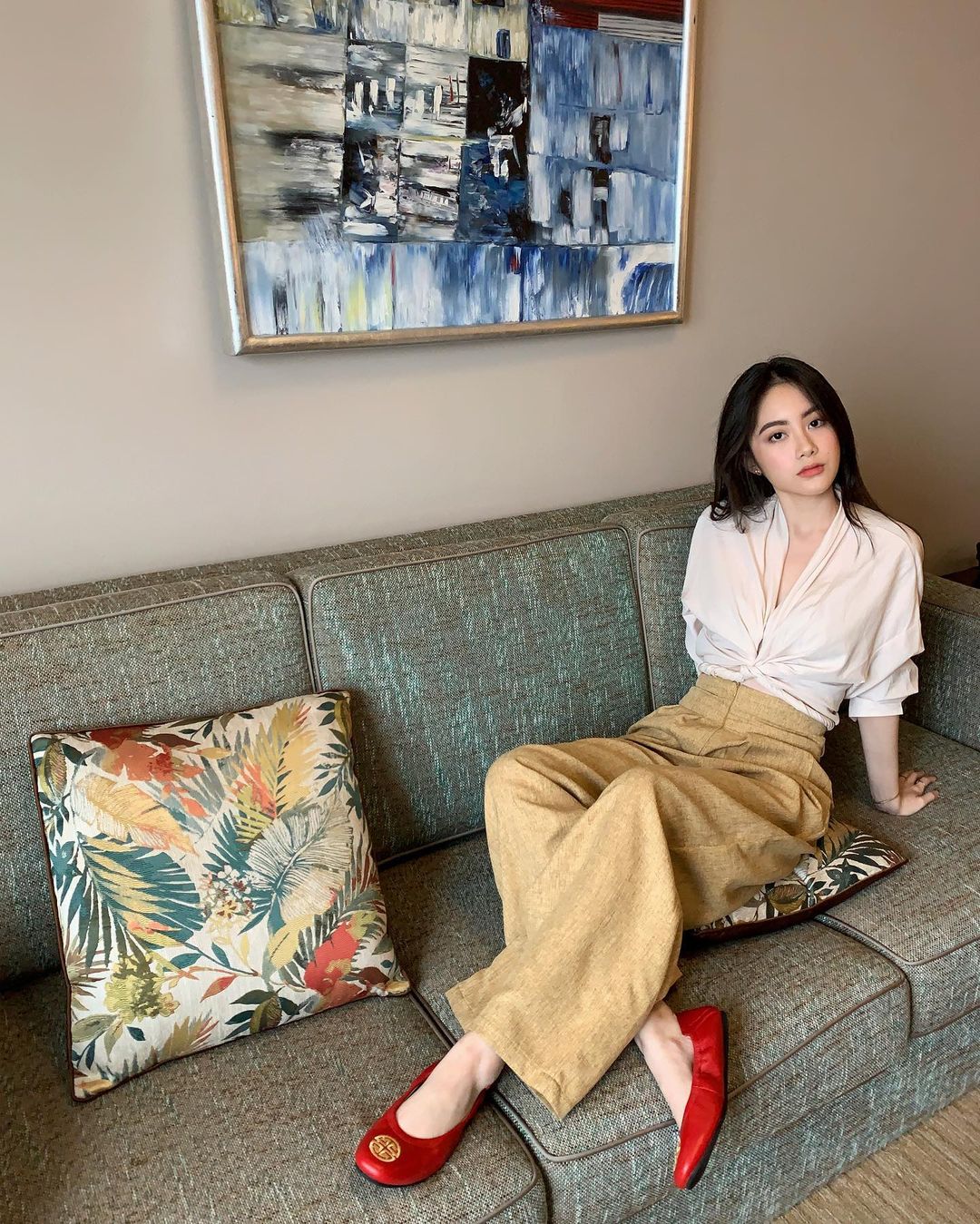 จีจี้ เน็ตไอดอลลาว