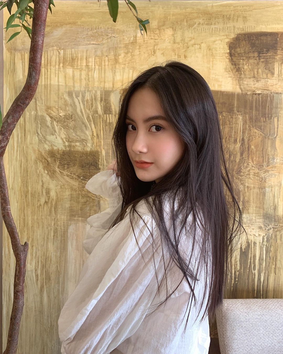 จีจี้ เน็ตไอดอลลาว