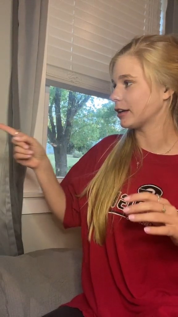 คนหูหนวกใช้นาฬิกาปลุกยังไง