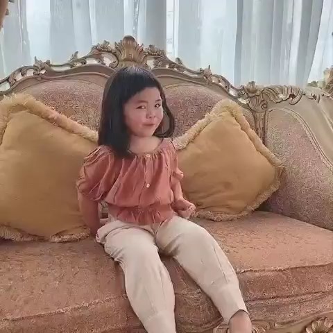 น้องเมญ่า