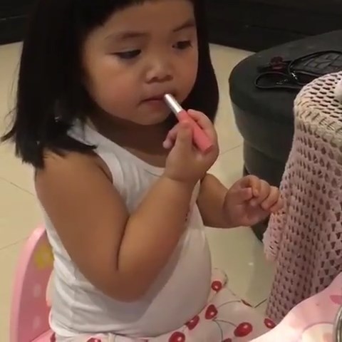 น้องเมญ่า