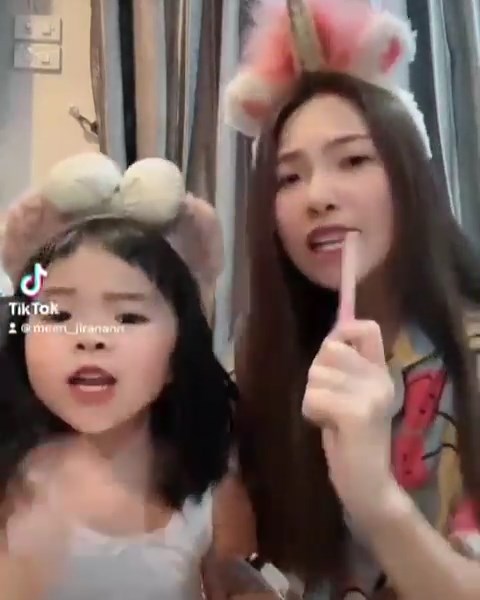 น้องเมญ่า