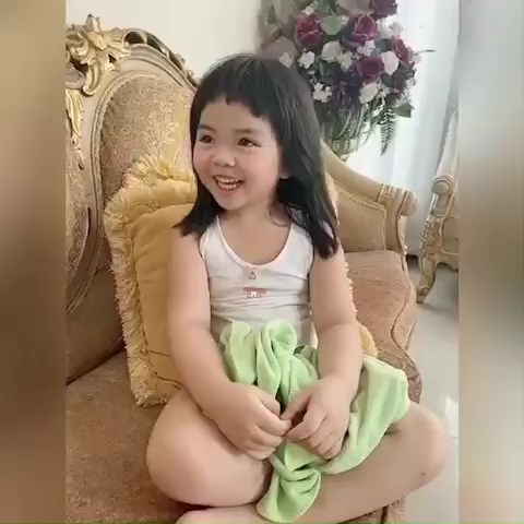 น้องเมญ่า