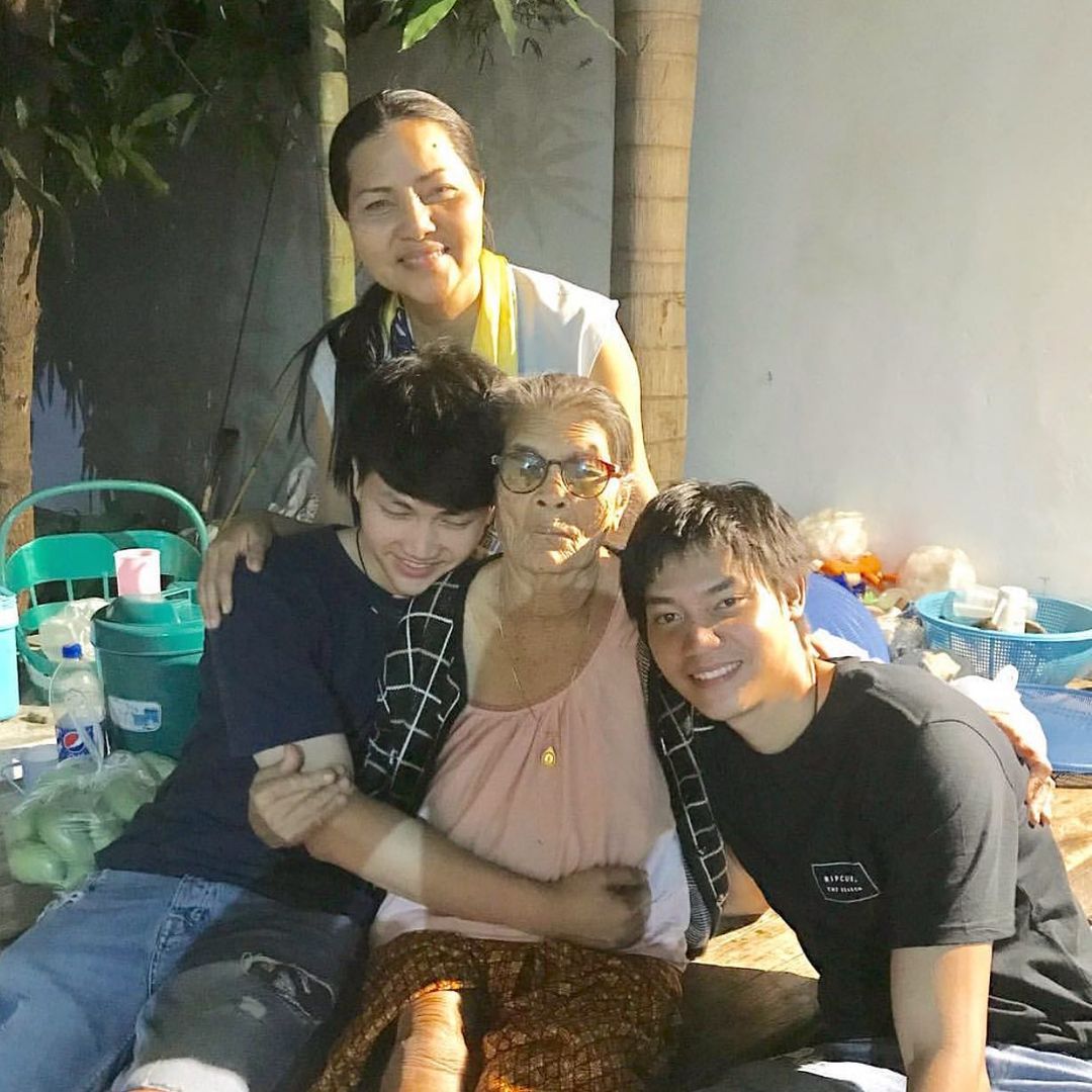 ฮีโร่ และ อาเธอร์ ลูกชาย สุนารี ราชสีมา