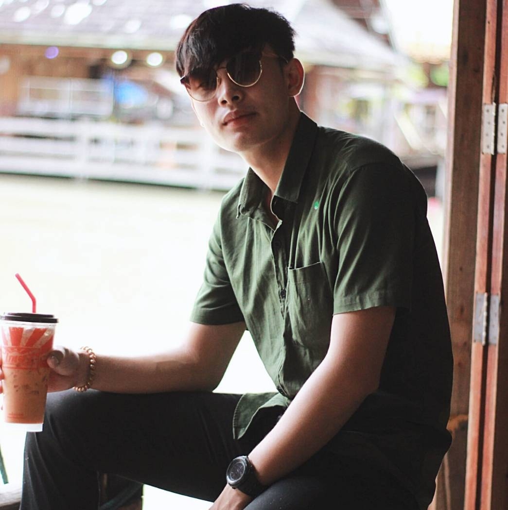 วุฒิ ไทบ้าน