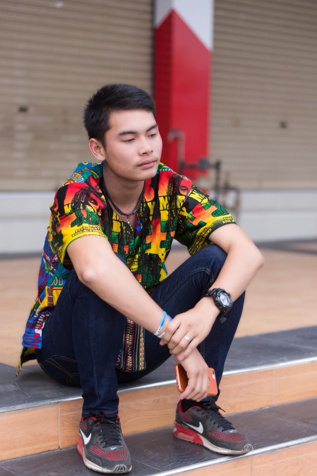 วุฒิ ไทบ้าน