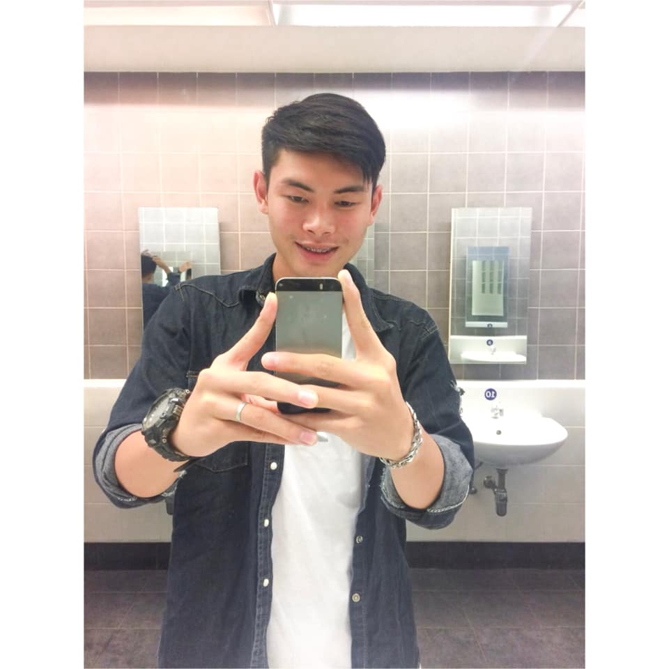 วุฒิ ไทบ้าน