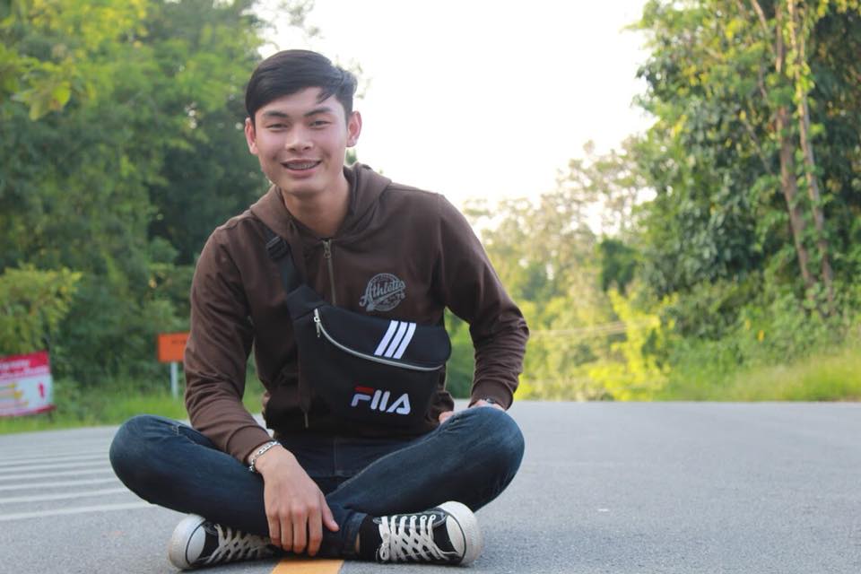 วุฒิ ไทบ้าน