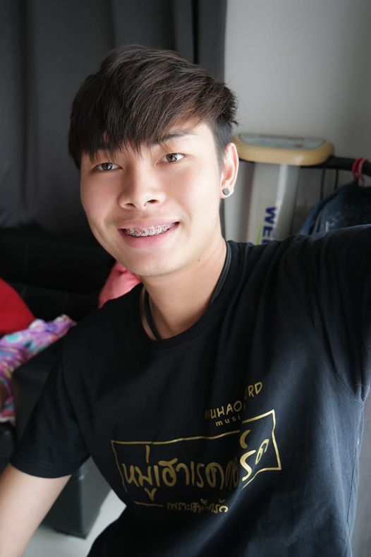 วุฒิ ไทบ้าน