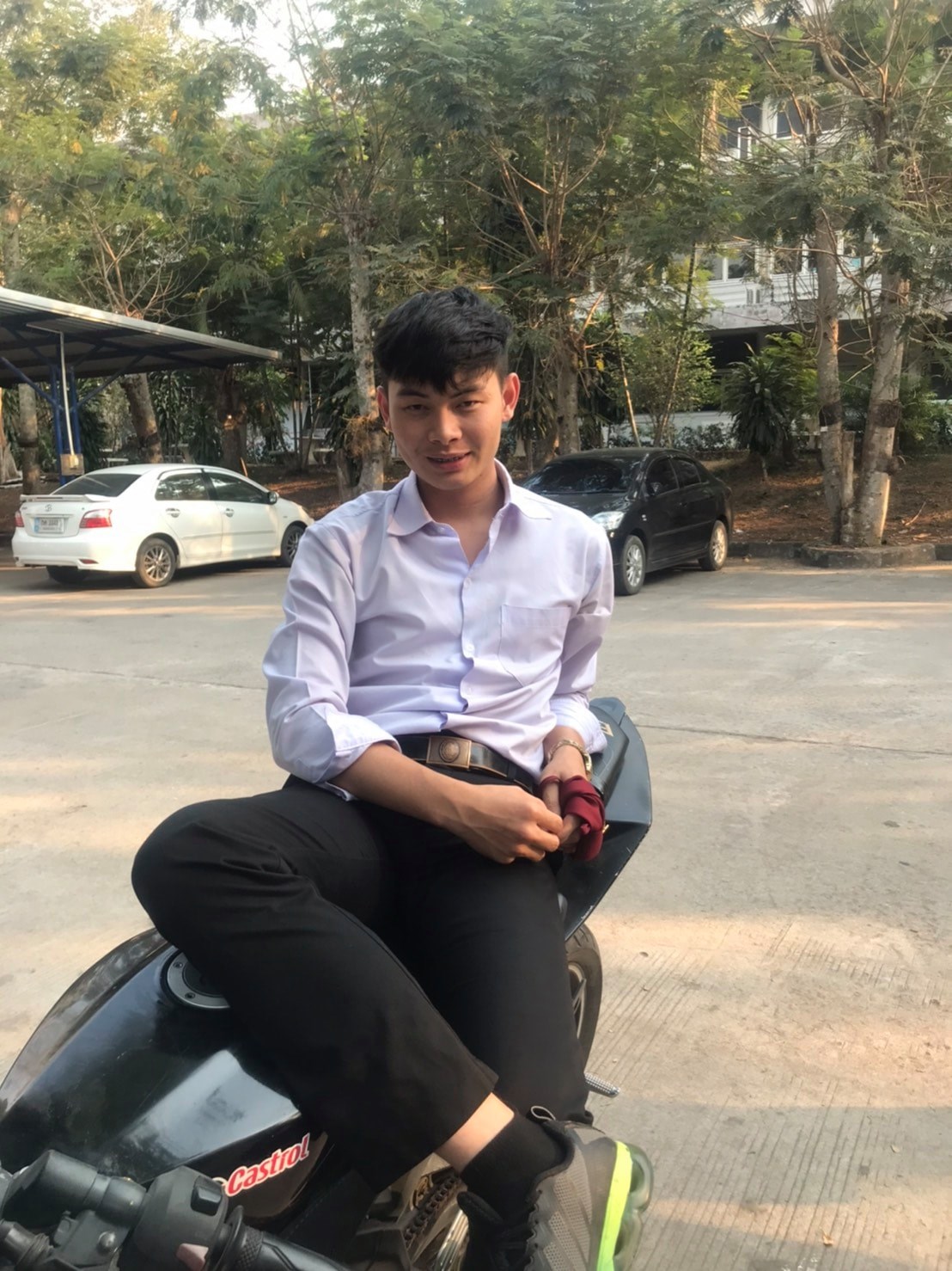 วุฒิ ไทบ้าน