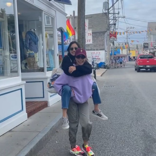 คลอดีน อทิตยา