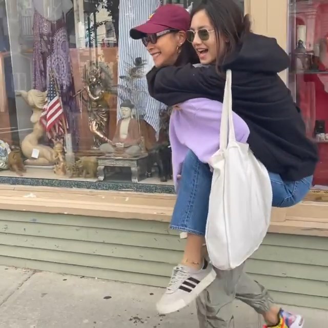 คลอดีน อทิตยา