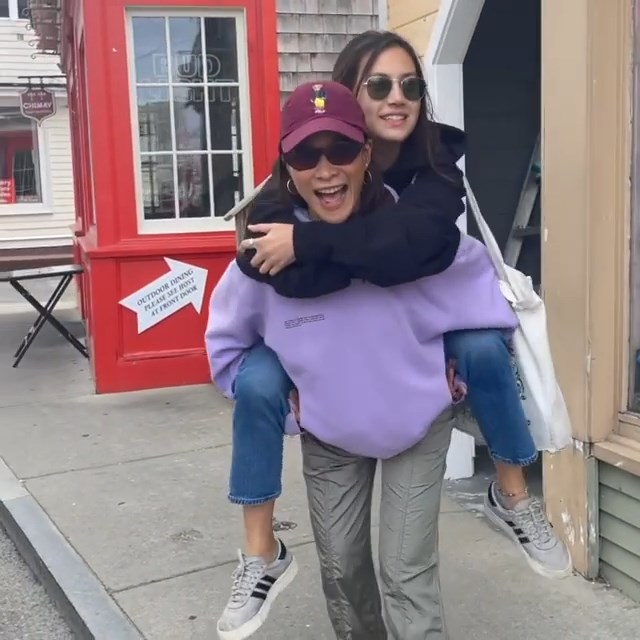 คลอดีน อทิตยา