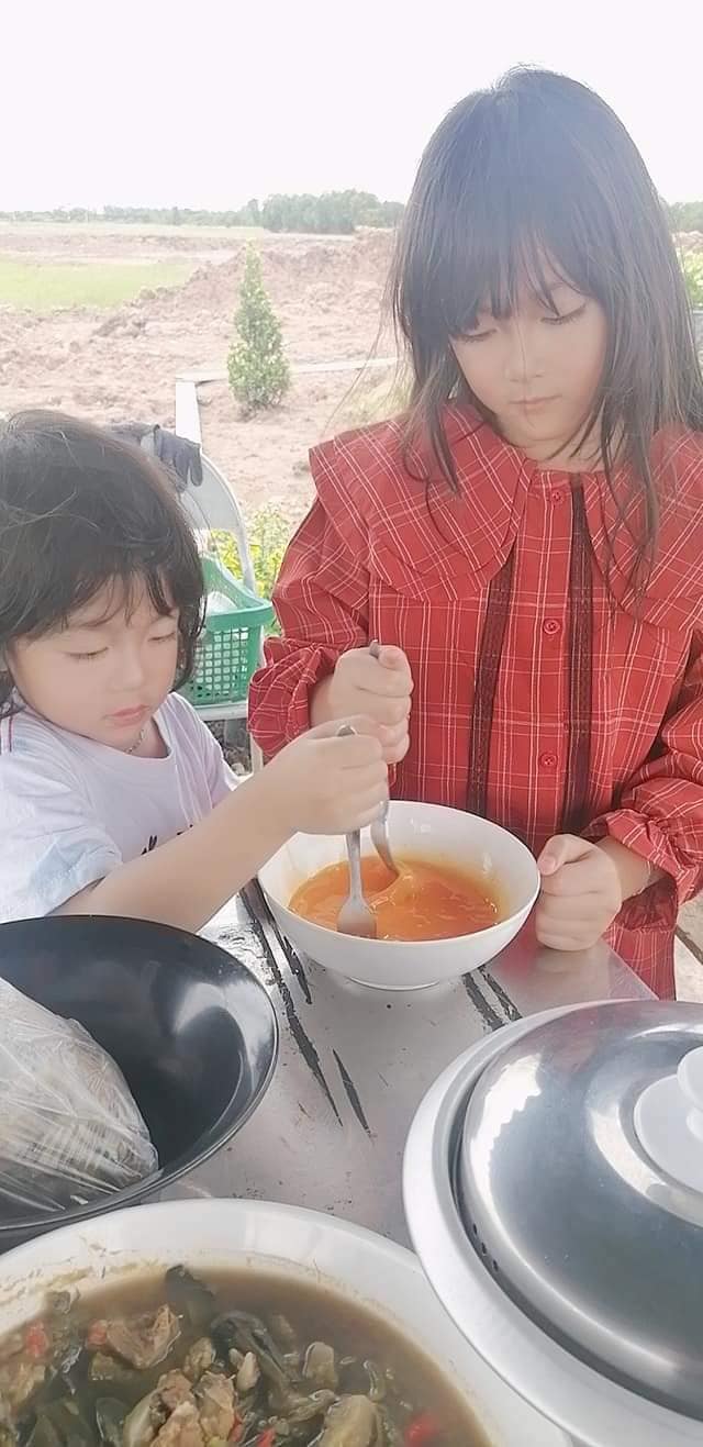 น้องน้ำโขง น้องแผ่นดิน