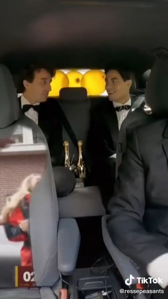 ร็อบ เจตเทน (Rob Jetten) และ เจสซี่ คลาเวอร์ (Jesse Klaver)