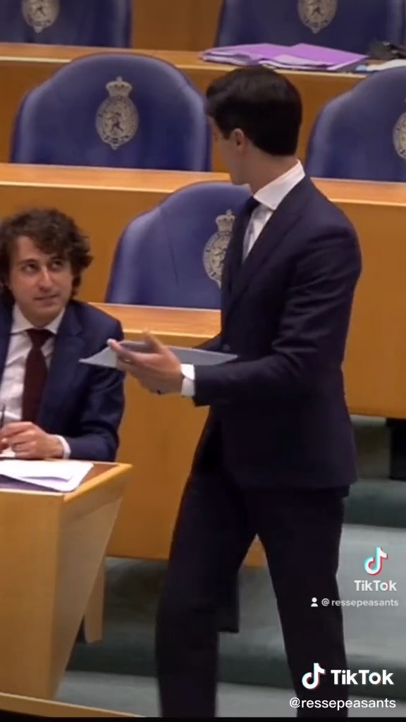 ร็อบ เจตเทน (Rob Jetten) และ เจสซี่ คลาเวอร์ (Jesse Klaver)