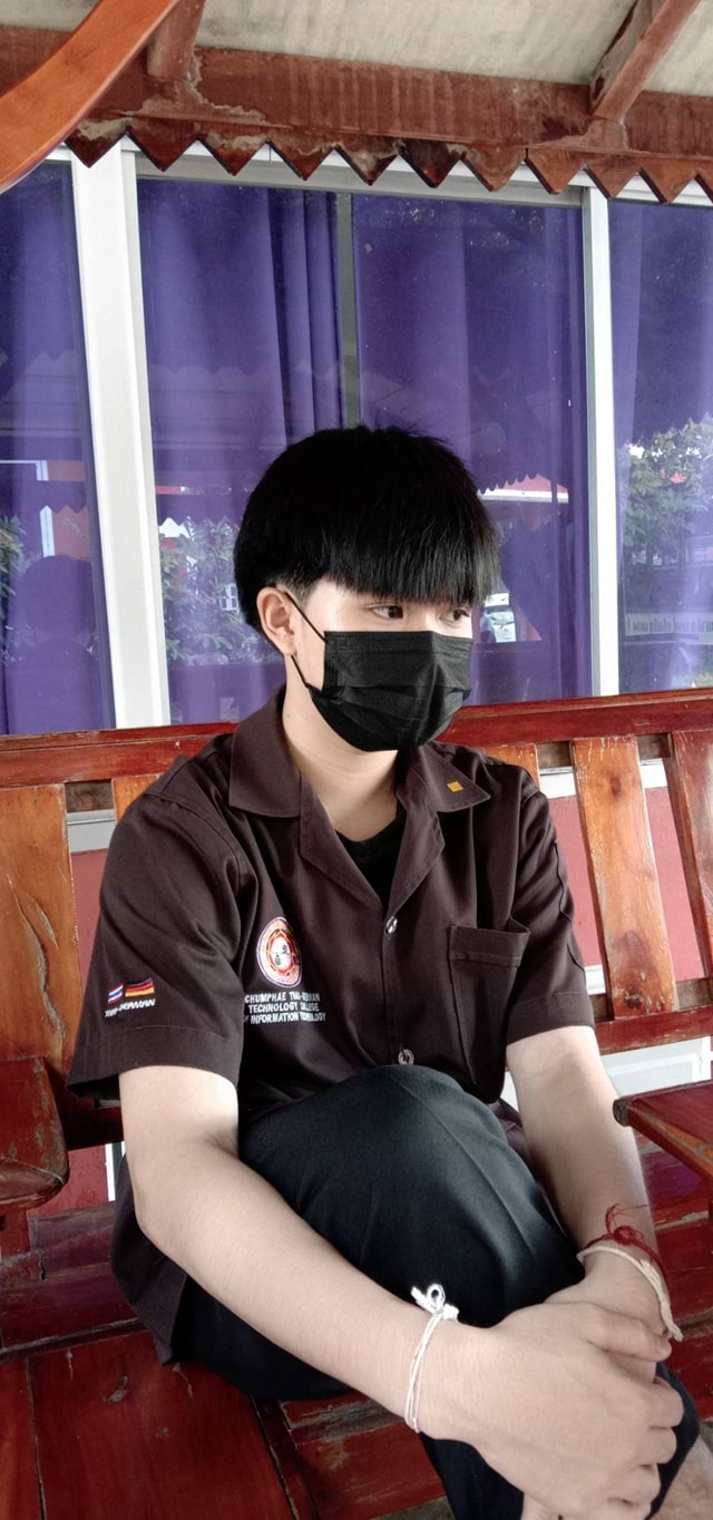 น้องเอิร์ท ลูกหาบ