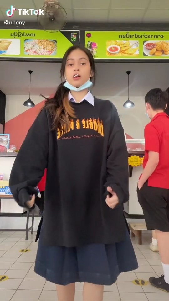 เนเน่ ชญานิศ