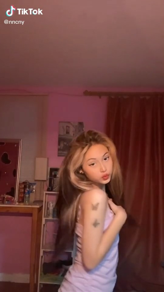 เนเน่ ชญานิศ