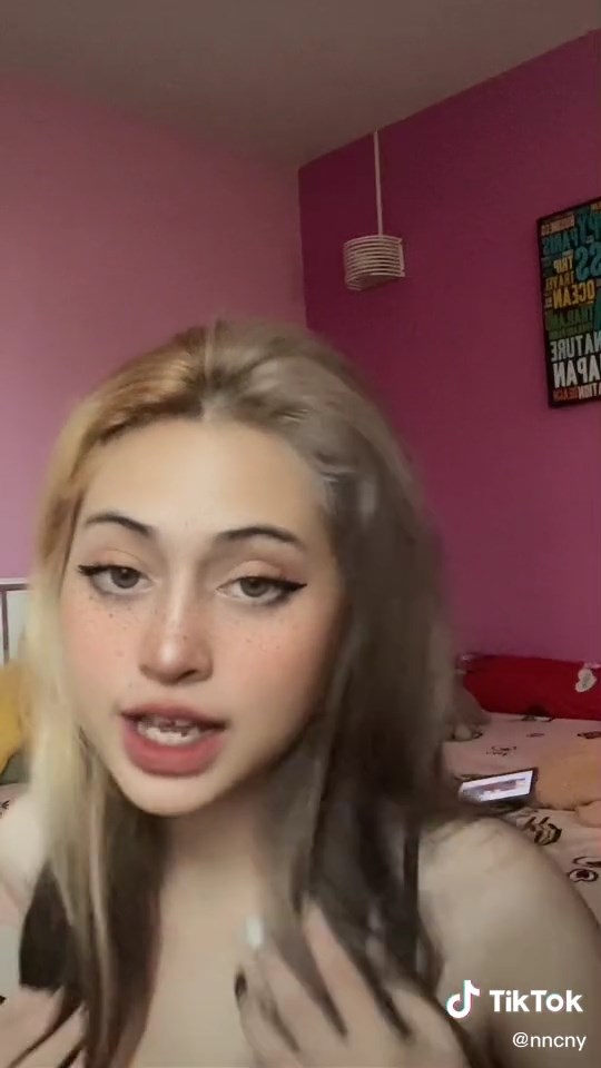 เนเน่ ชญานิศ