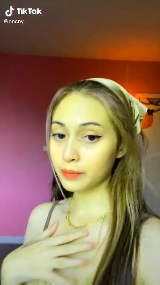 เนเน่ ชญานิศ