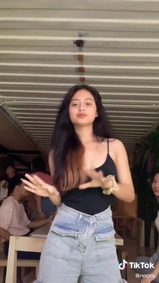 เนเน่ ชญานิศ