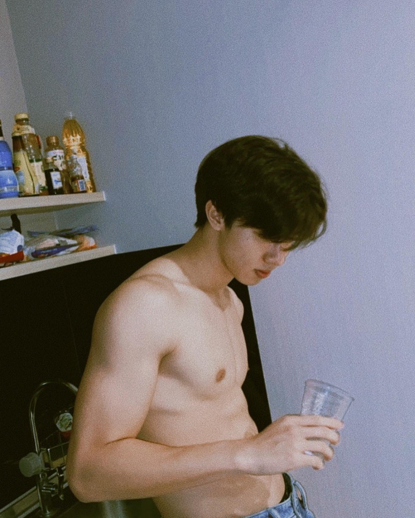 หล่งซื่อ ลี