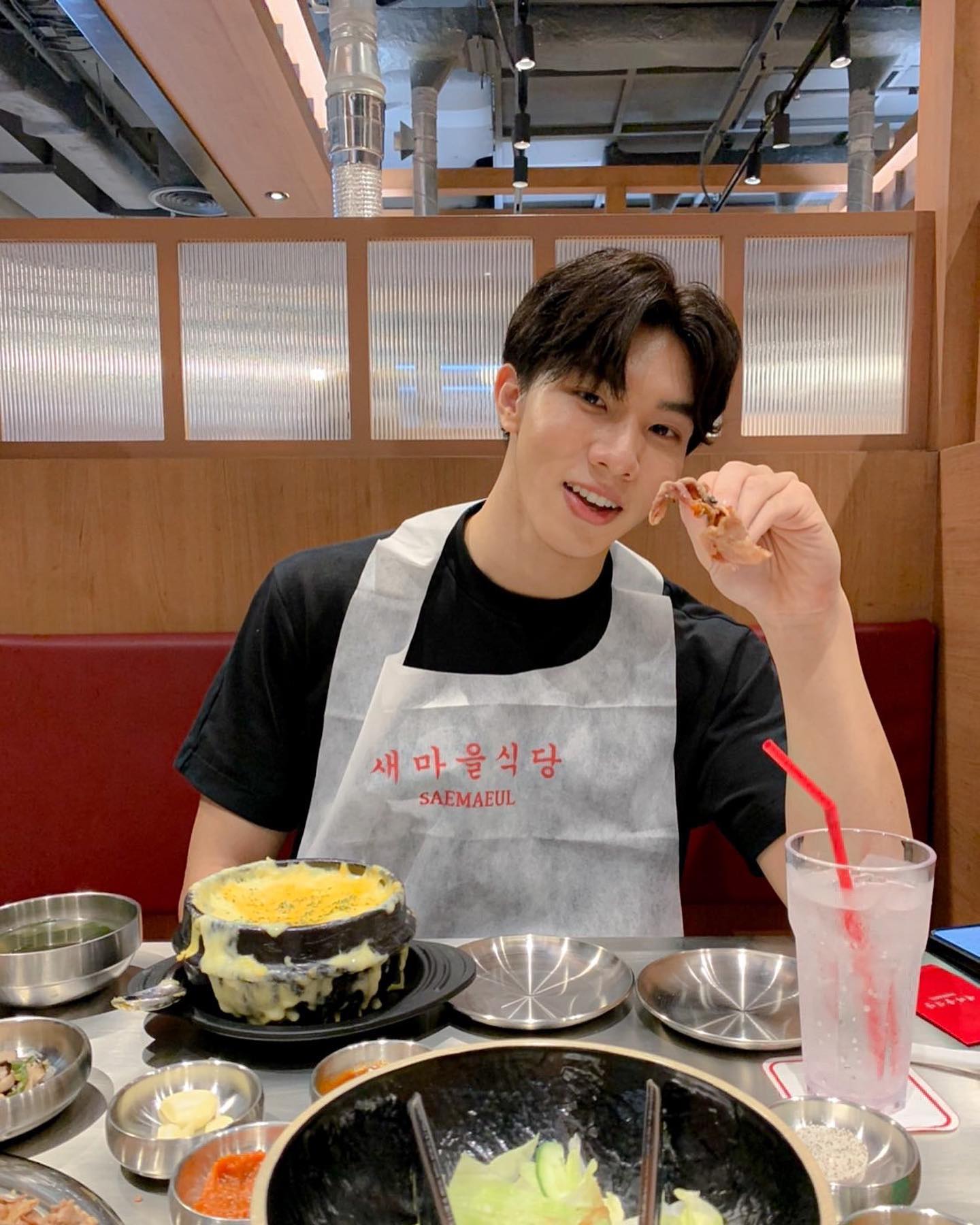 หล่งซื่อ ลี