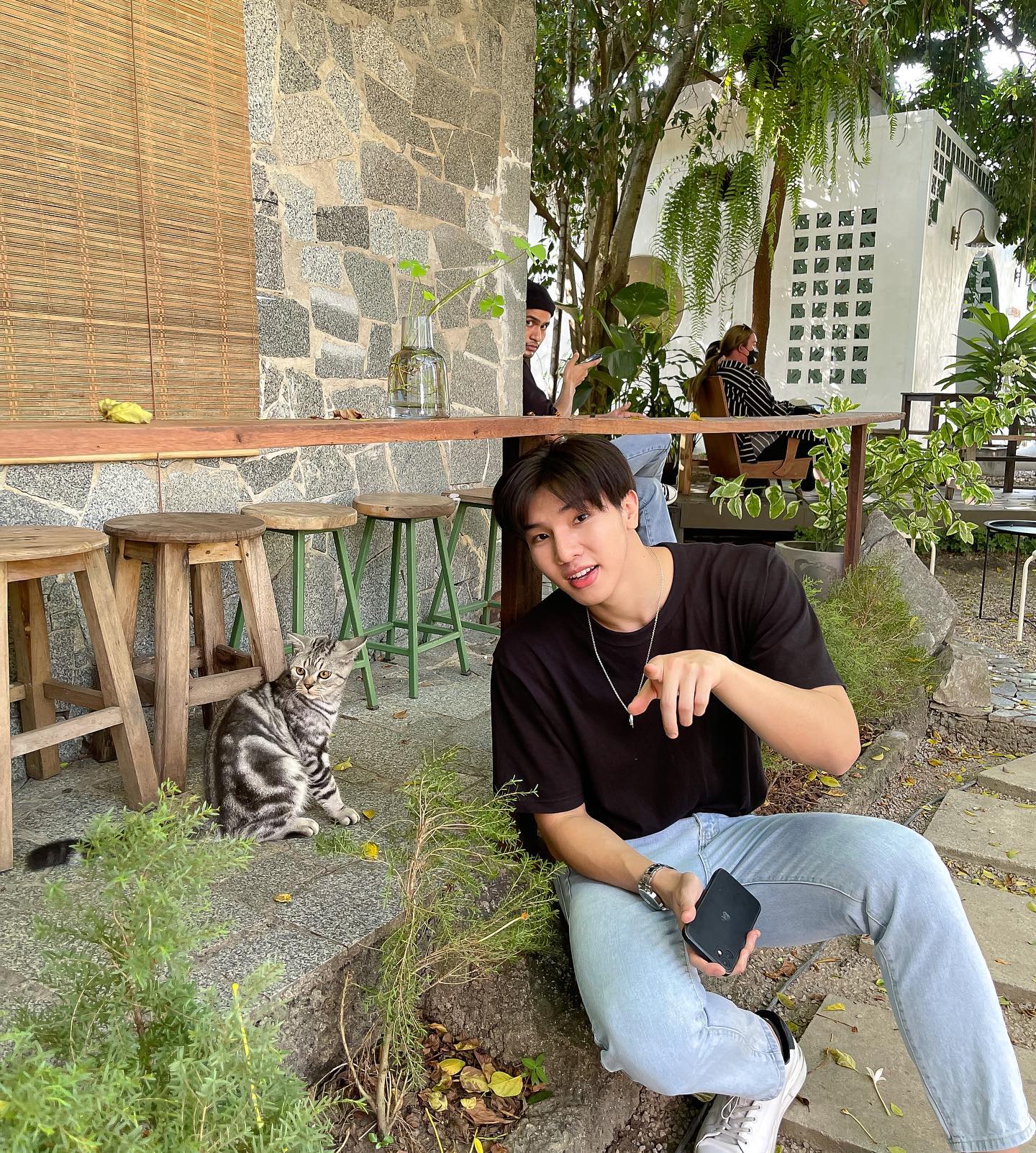 หล่งซื่อ ลี