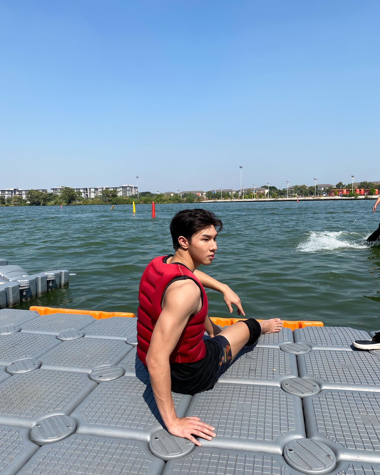 หล่งซื่อ ลี