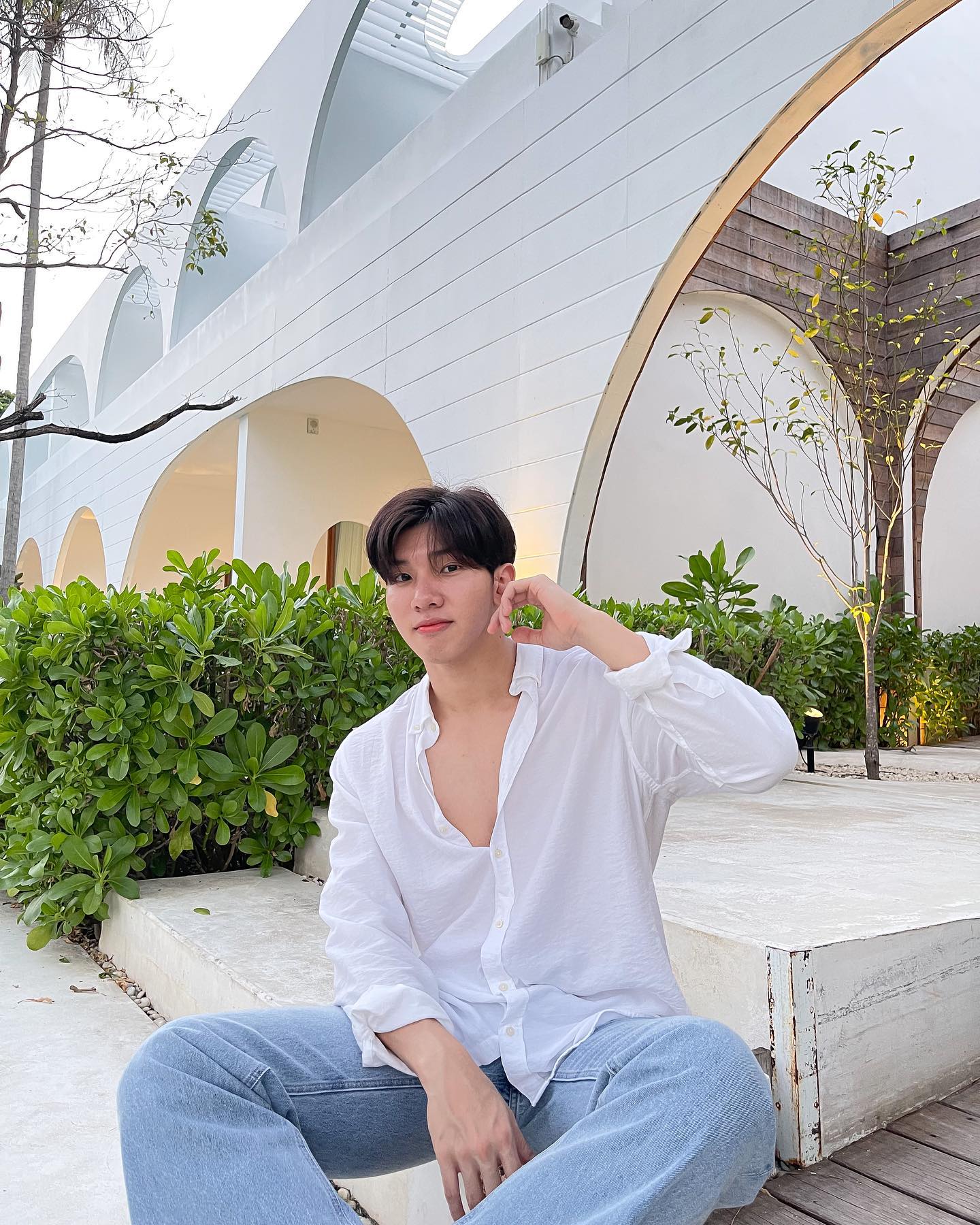 หล่งซื่อ ลี