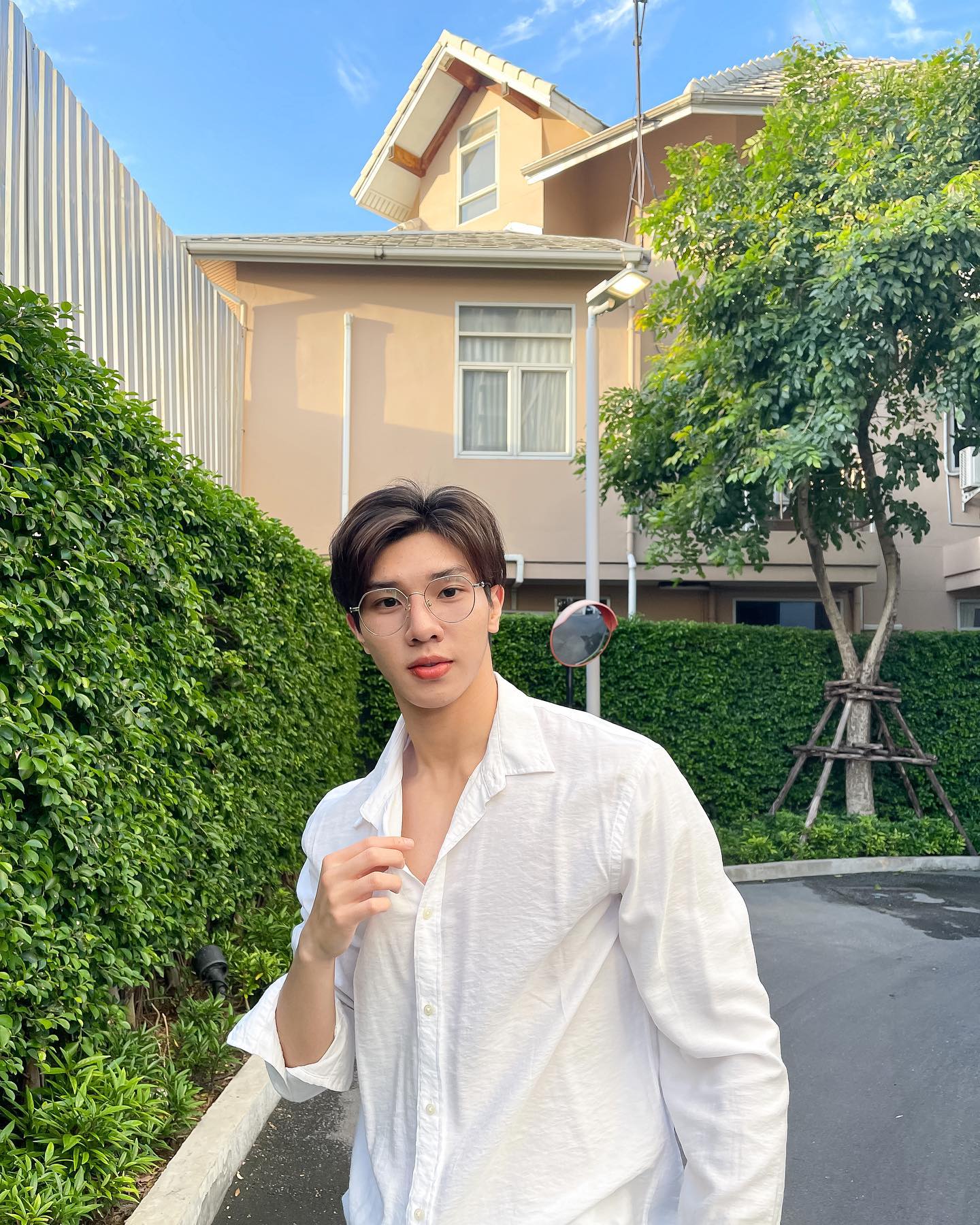 หล่งซื่อ ลี