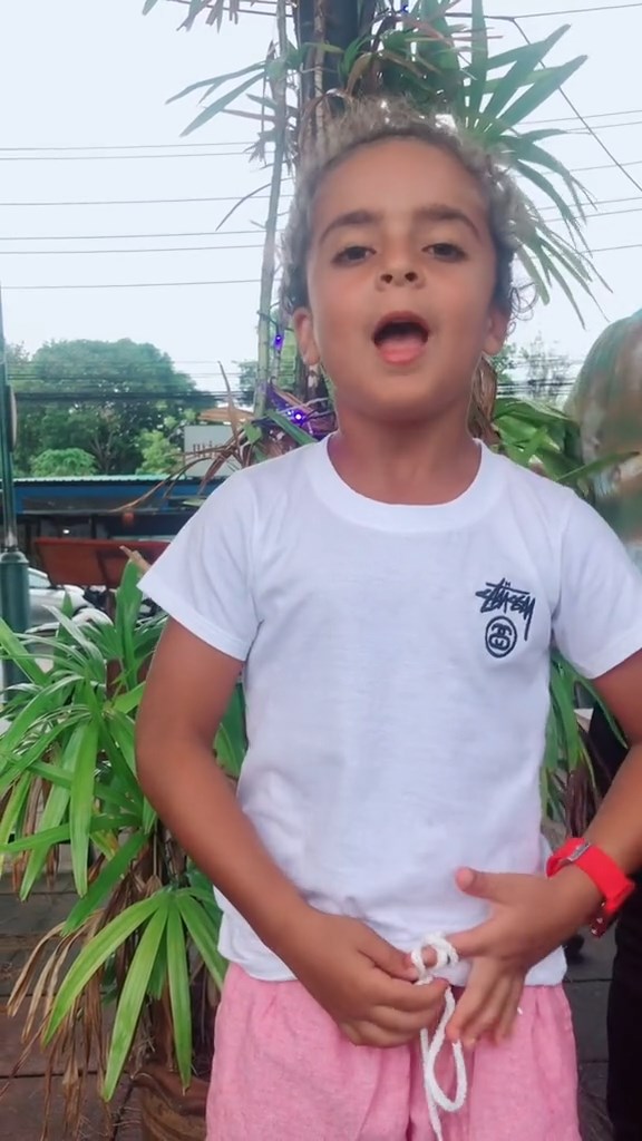 น้องมังกรใหญ่