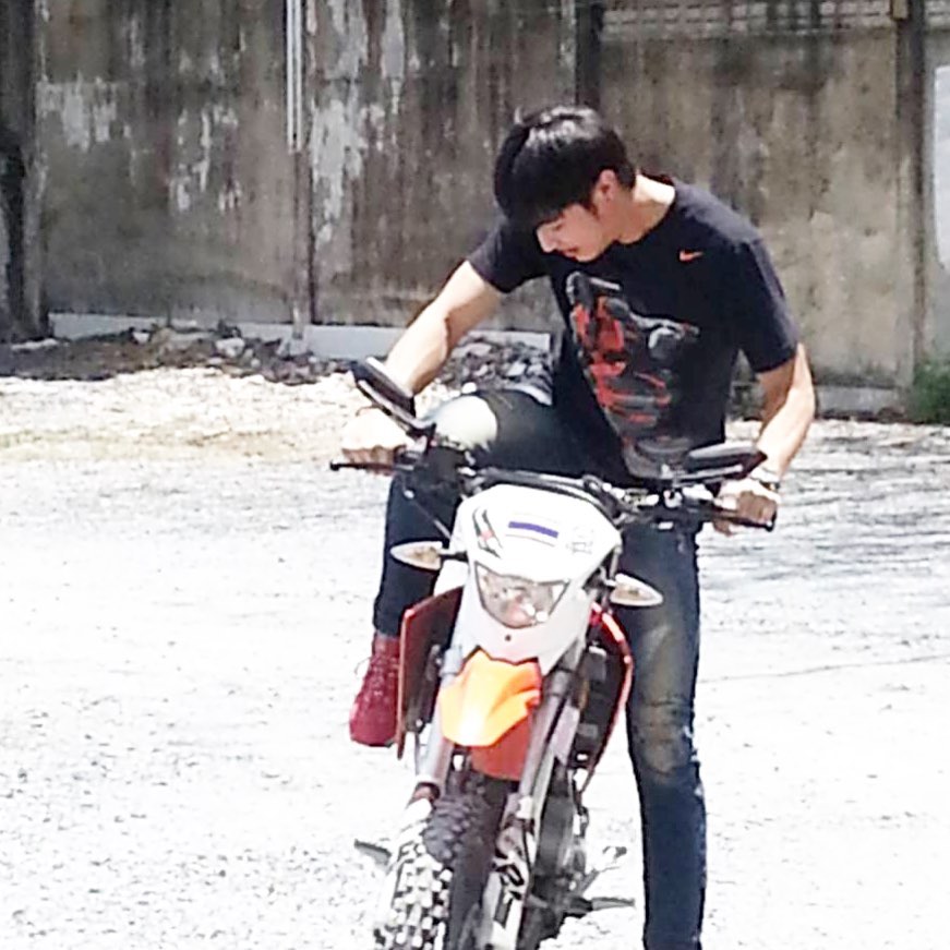ขุน ชานนท์