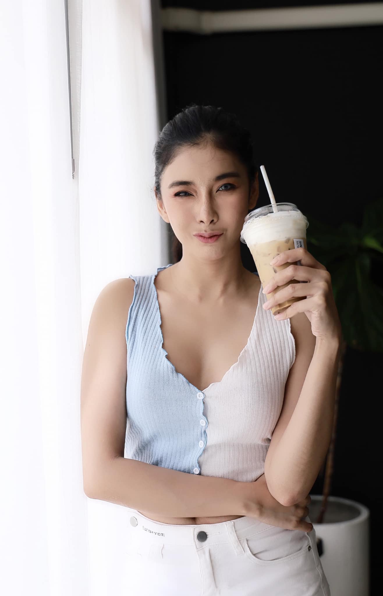 ใบตอง พริมวรินทร์