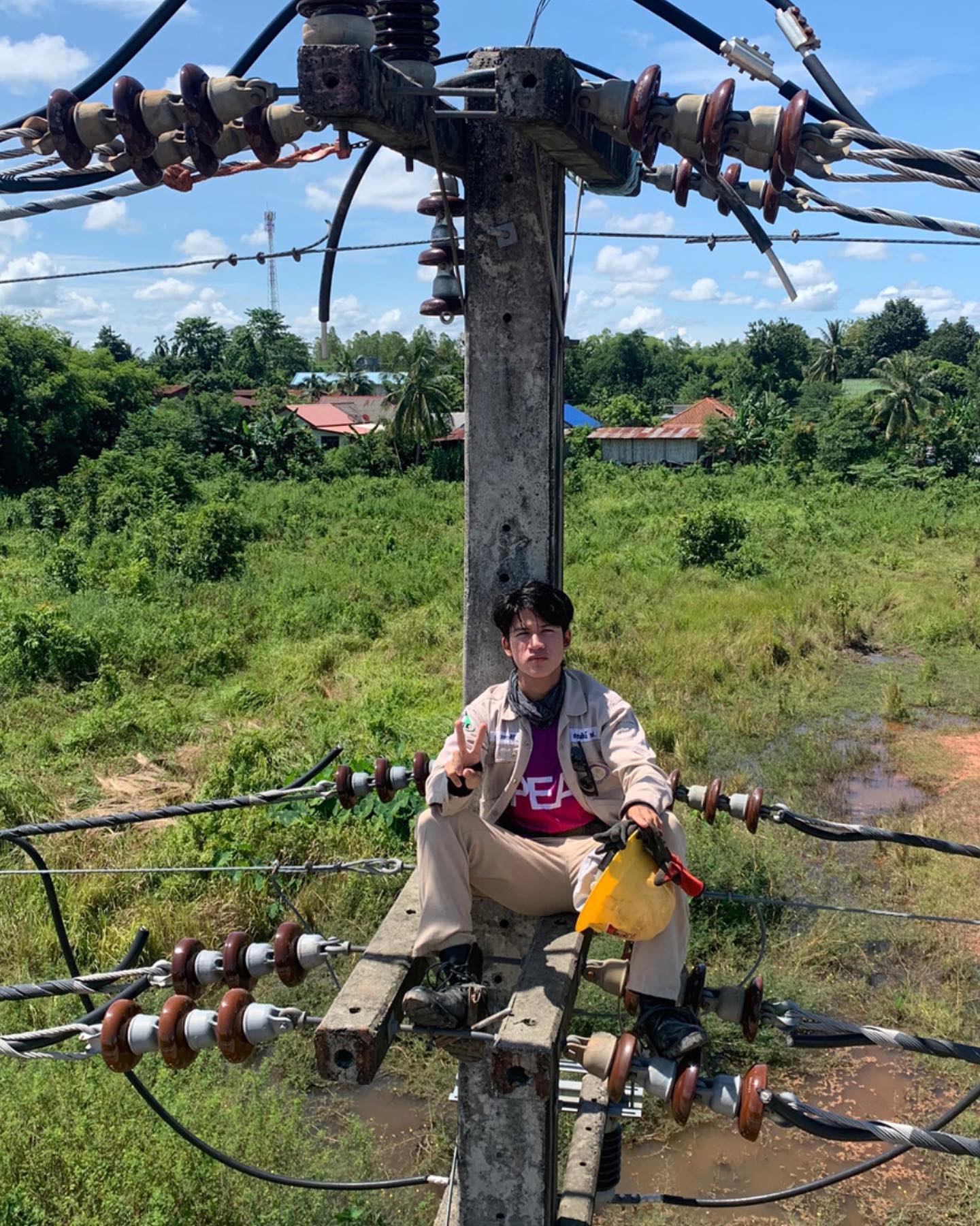 ช่างไฟหล่อบอกต่อด้วย