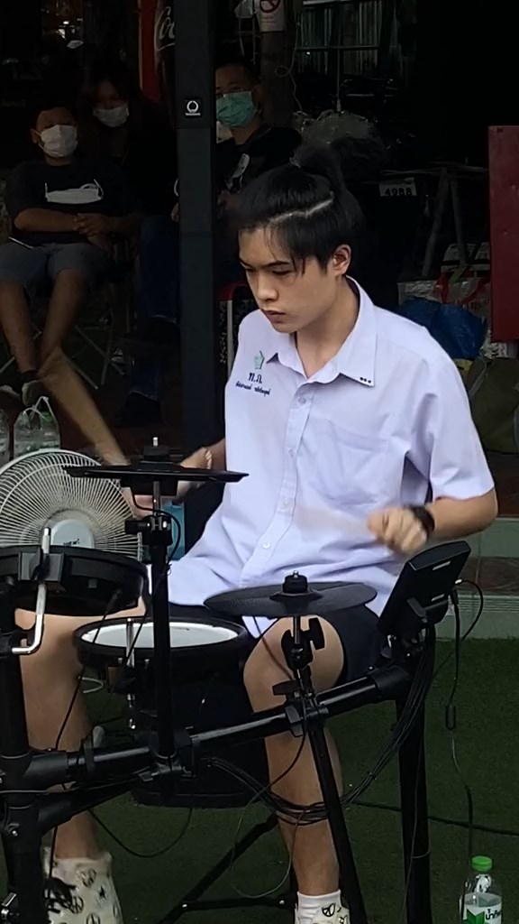 มังกร รัชชานนท์
