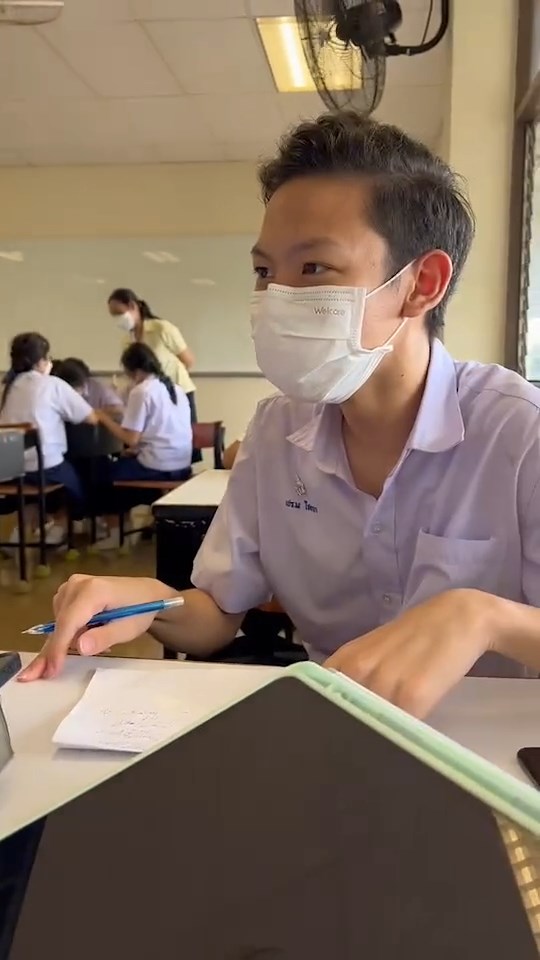 ติวหนังสือ