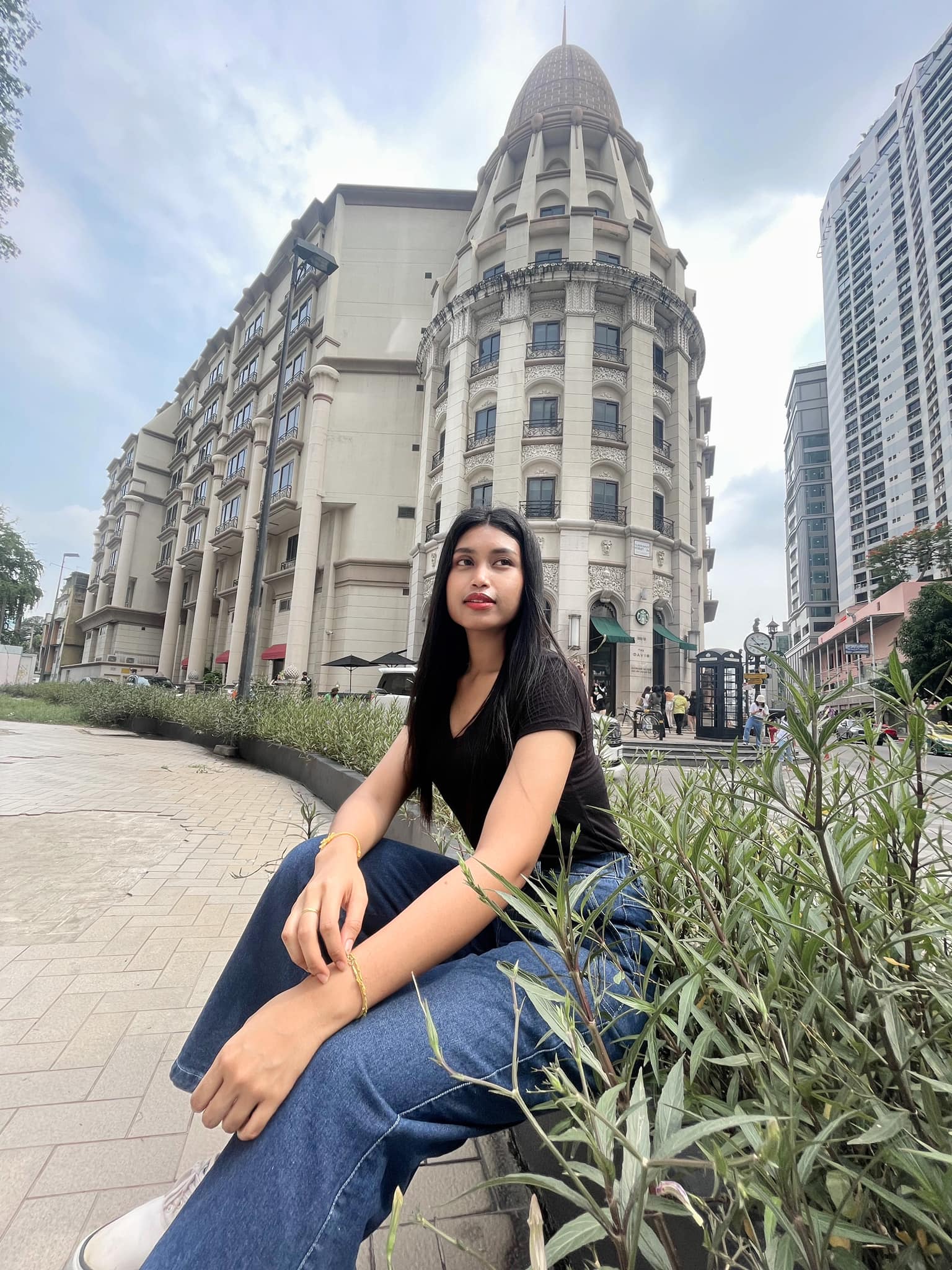 ครูจุ๊บแจง กนกวรรณ