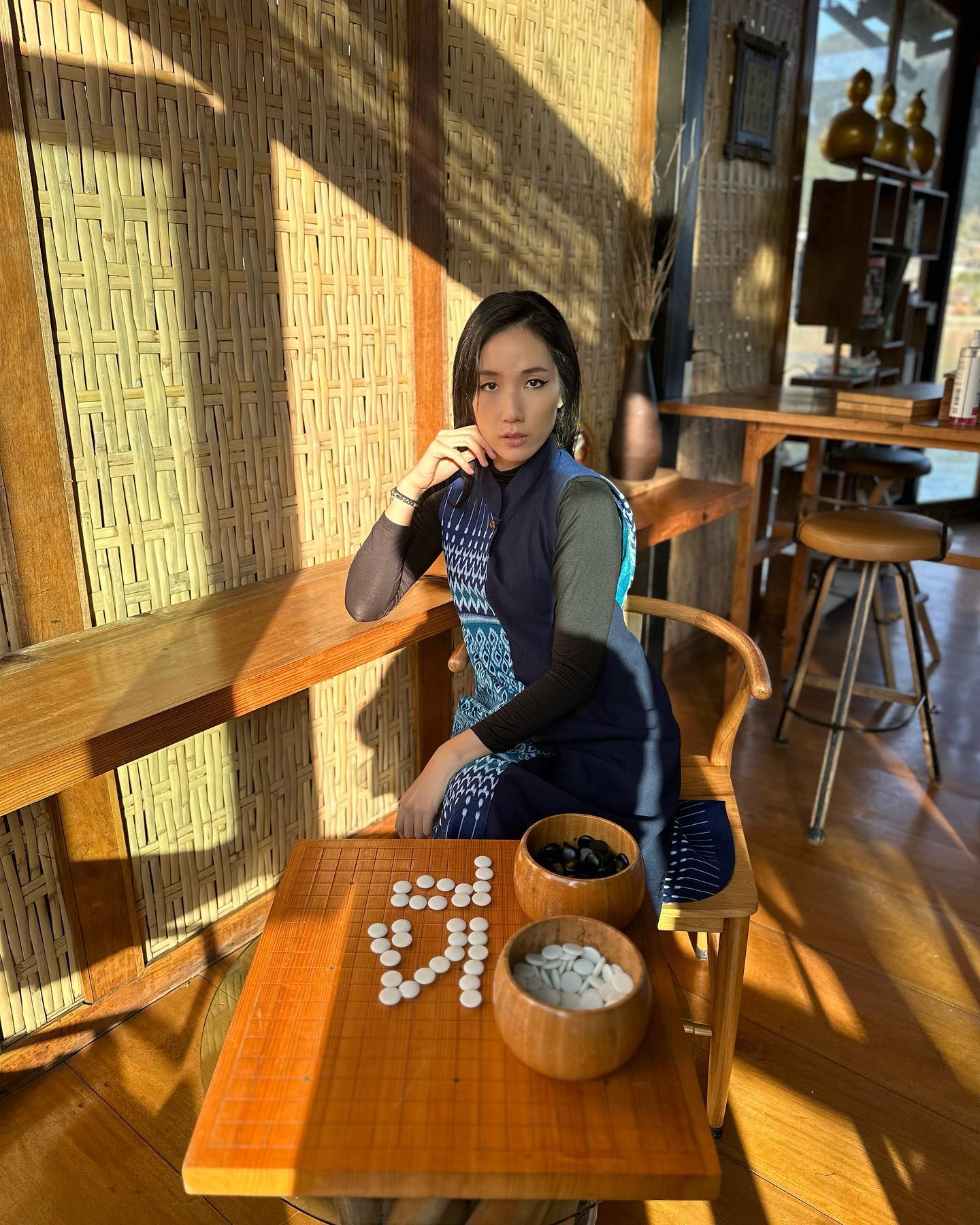 ออม มานิตา