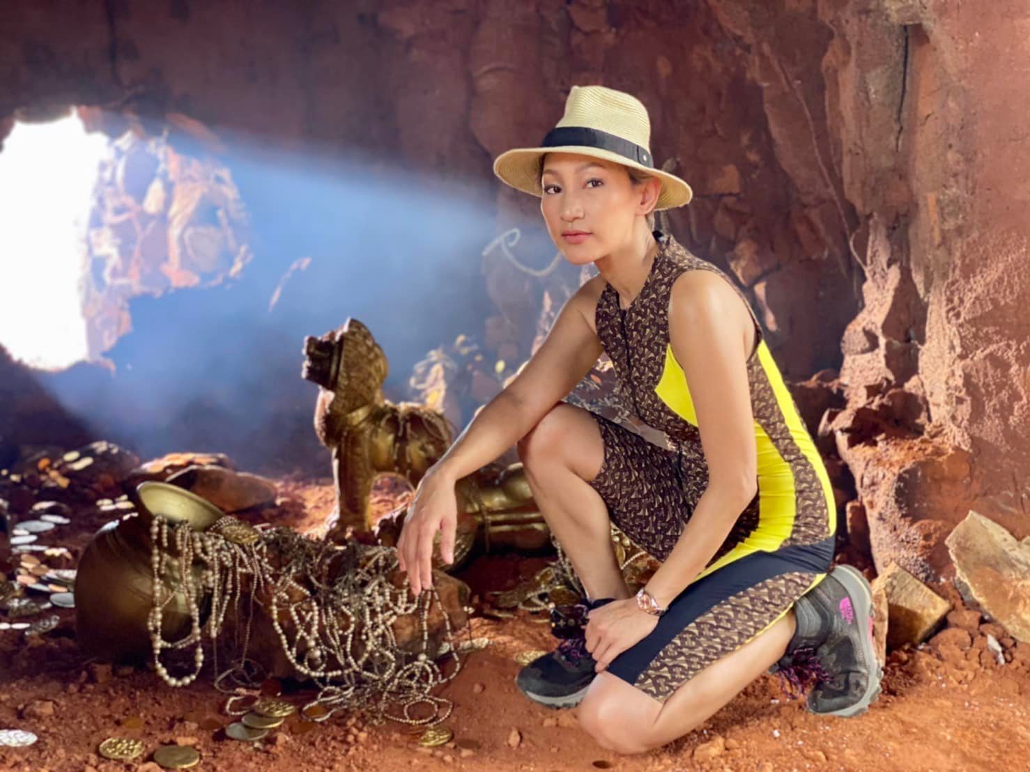 หญิง จุฬาลักษณ์